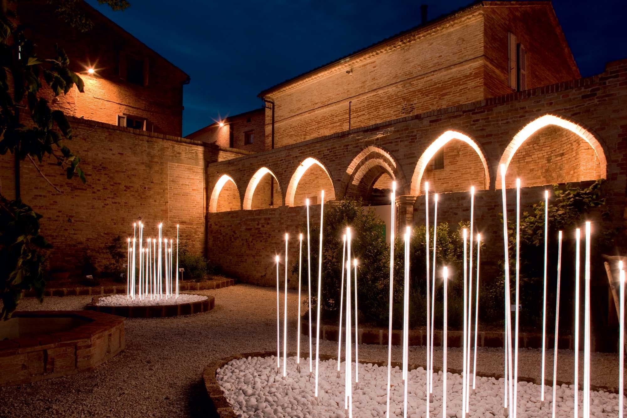 Декоративный светильник iGuzzini Typha Bollard Steel ADT3.713 (1000mm)