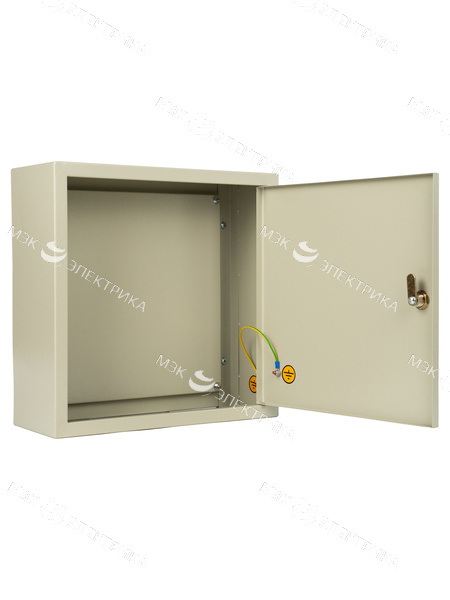 Щит с монтажной панелью ЩМП - 05 МЭК (400х400х155) IP31 (Металлокорпус)
