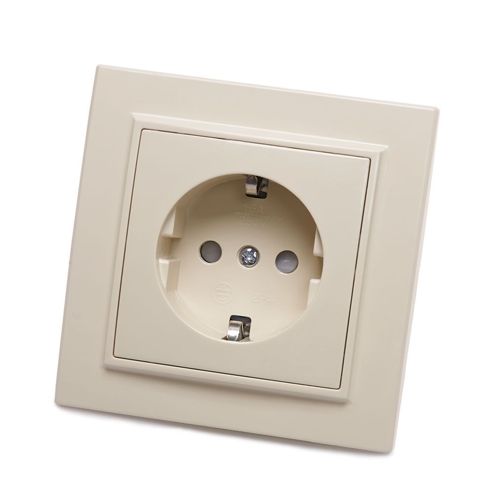 PST16-9010-01 Розетка 1-местная с/з, 220В, 16А с защитной шторкой, серия Эрна, белая