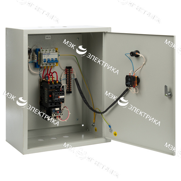Ящик управления асинхронными двигателями Я5110-3674 IP31 40А (395х310х220)