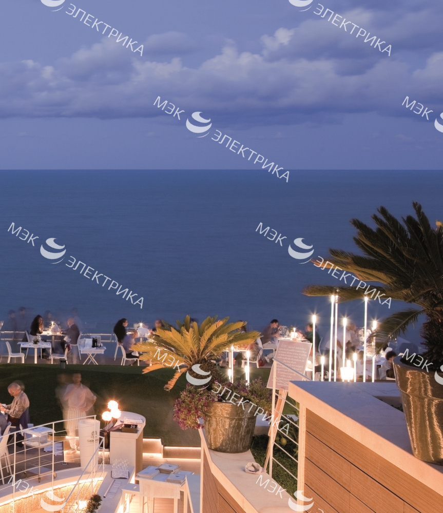 Декоративный светильник iGuzzini Typha Bollard Steel ADT2.713 (1500mm)