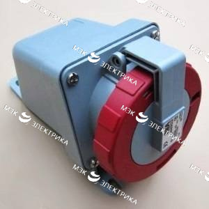 Розетка ABB для монтажа на поверх. 32А 3P+N+E IP67