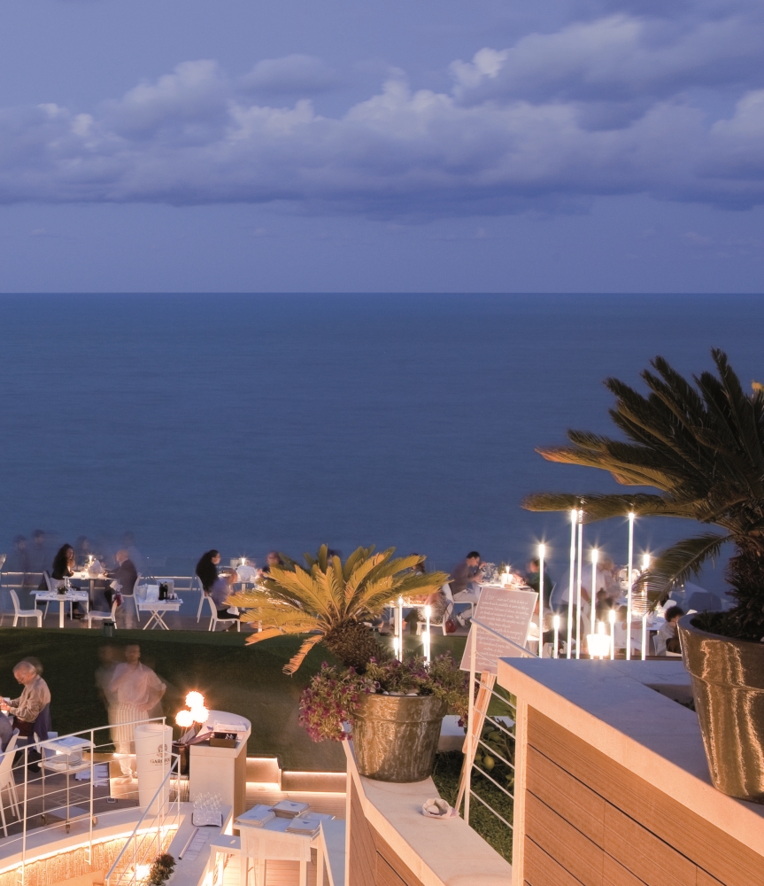 Декоративный светильник iGuzzini Typha Bollard Steel ADT3.713 (1000mm)