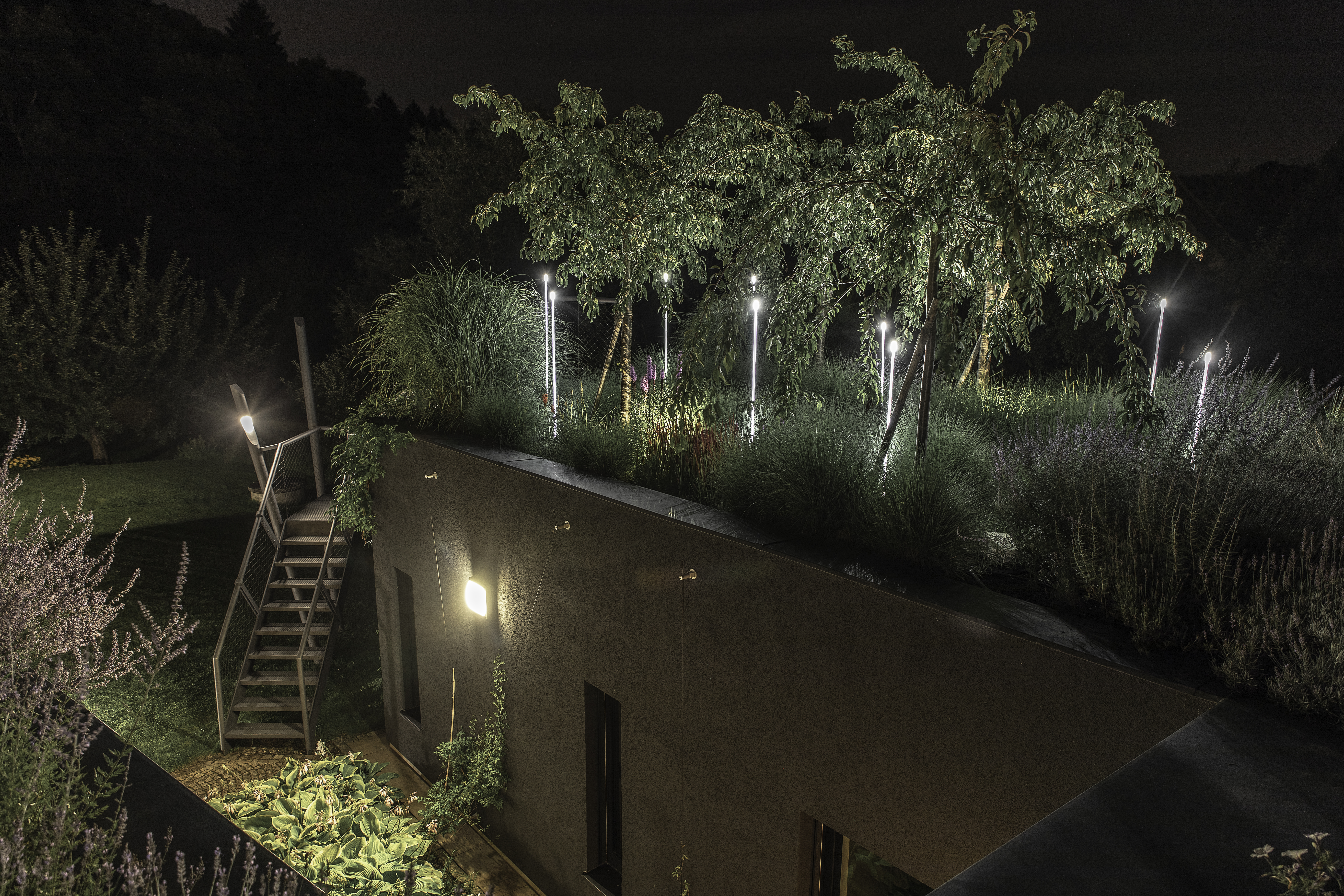 Декоративный светильник iGuzzini Typha Bollard Steel ADT4.713 (1300mm)