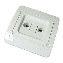 Розетка скр/п компьютерн. белая "ВАЛЕРИ"